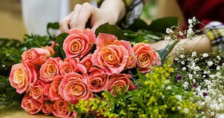 Individuals can sell flowers as their cancer fundraising idea.